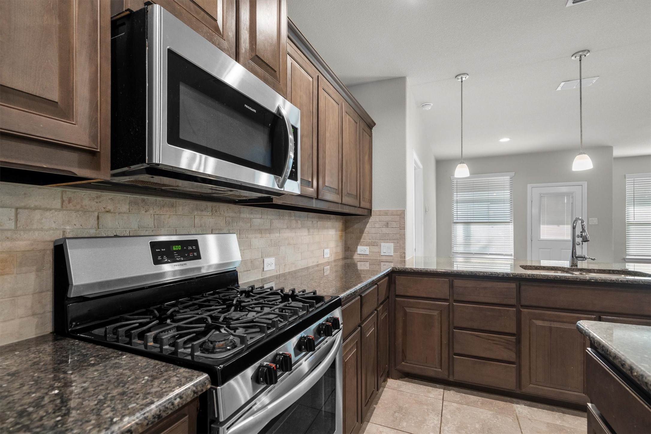 1613 Canary Lane Argyle TX 76226
