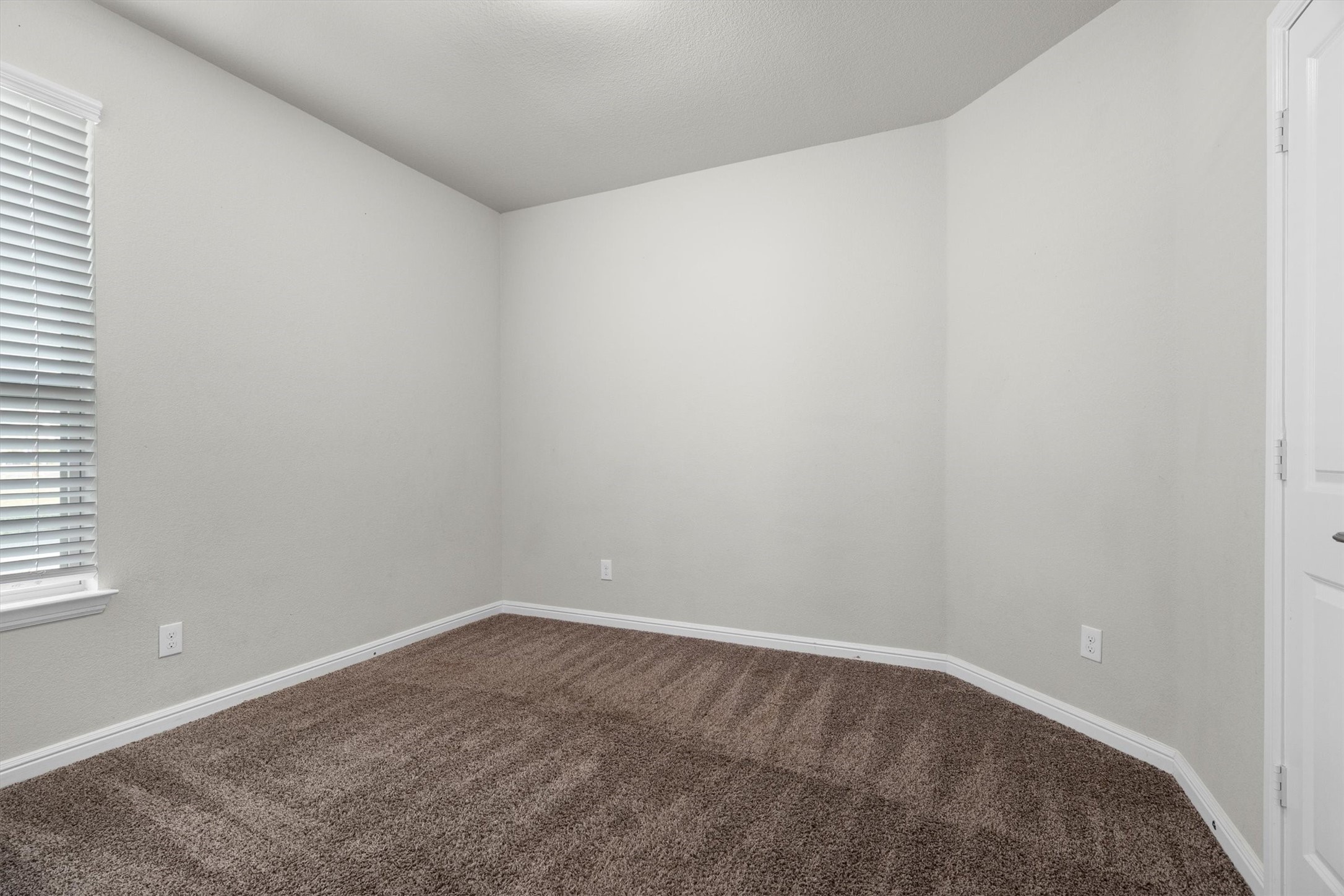 1613 Canary Lane Argyle TX 76226