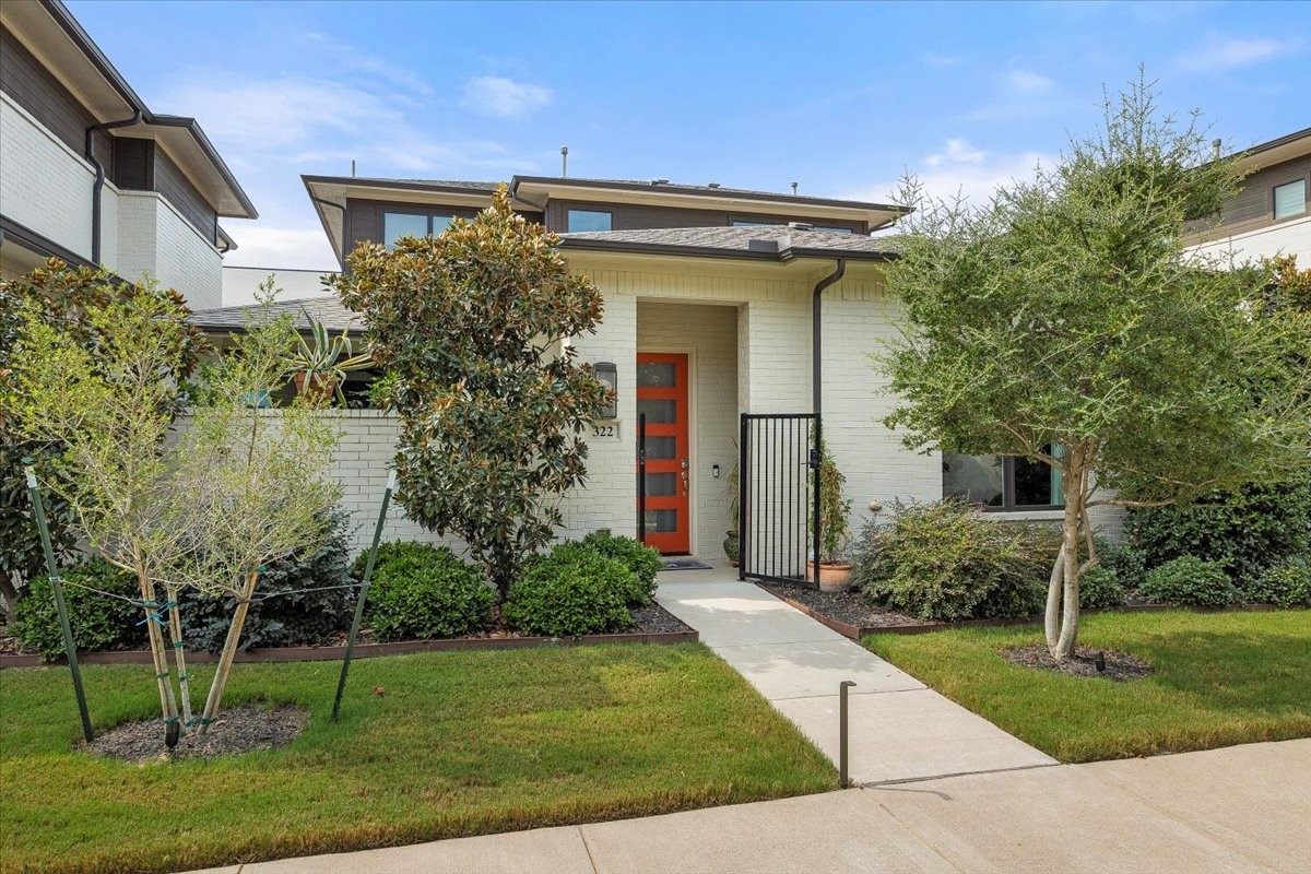 322 Nursery Lane Fort Worth TX 76114