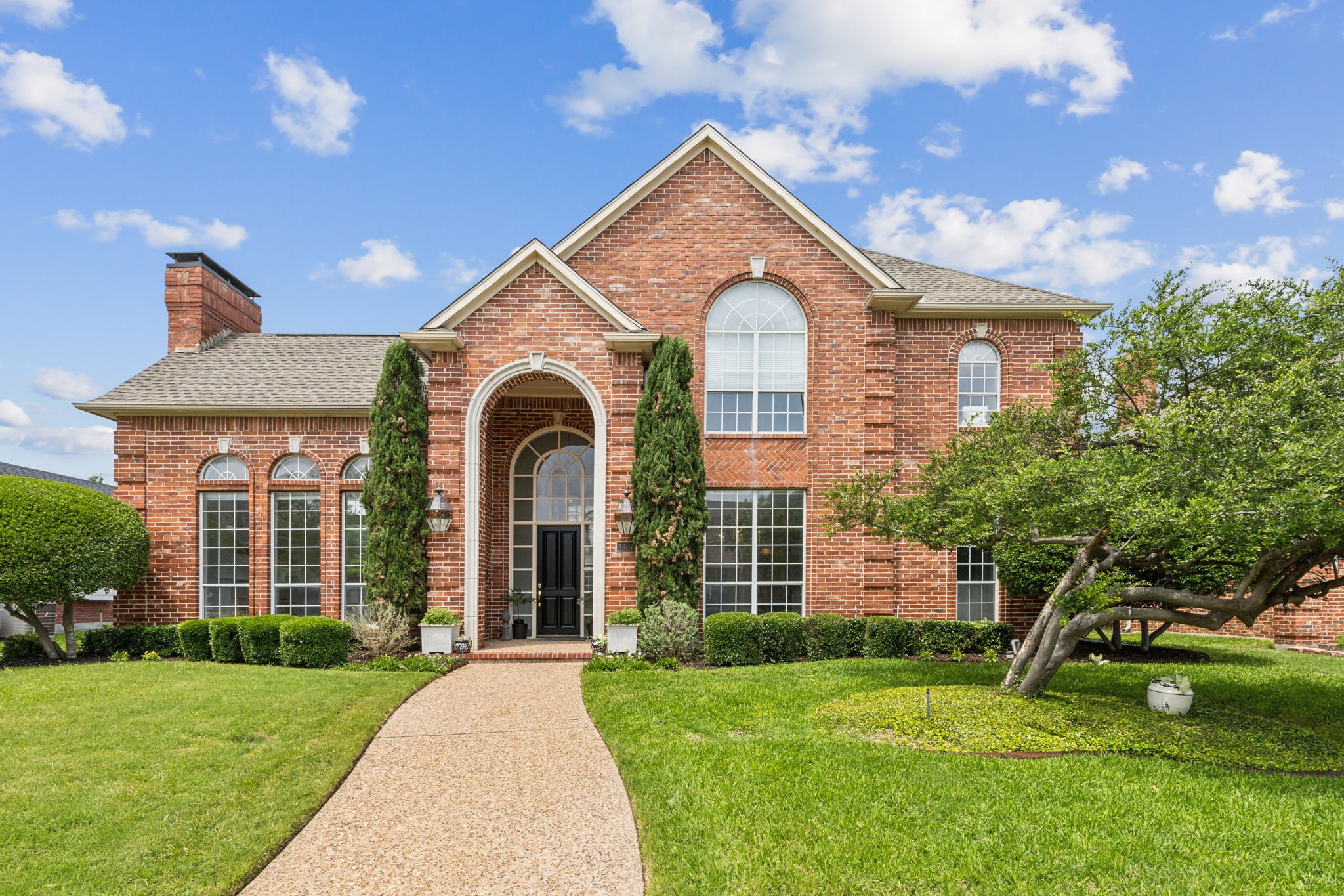4407 Hollow Oak Drive Dallas TX 75287