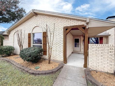 742 Maple Glen Drive Garland TX 75043