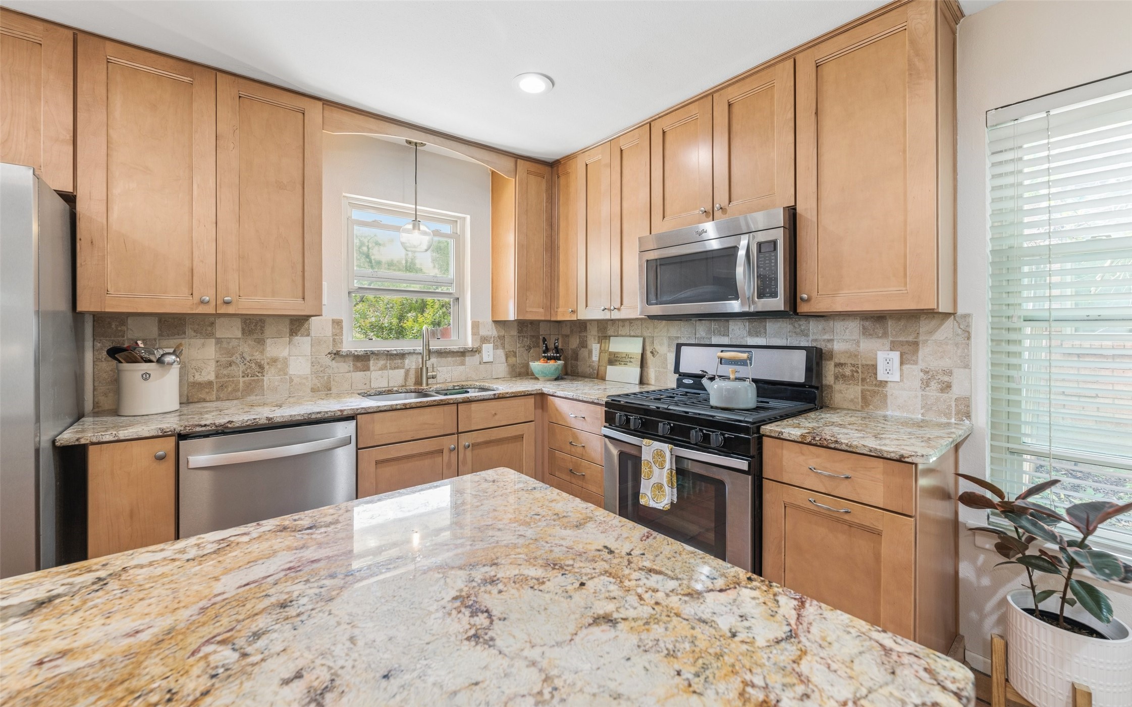 733 Kirkwood Drive Dallas TX 75218