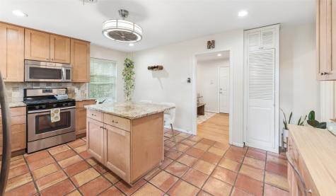 733 Kirkwood Drive Dallas TX 75218