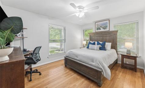 733 Kirkwood Drive Dallas TX 75218