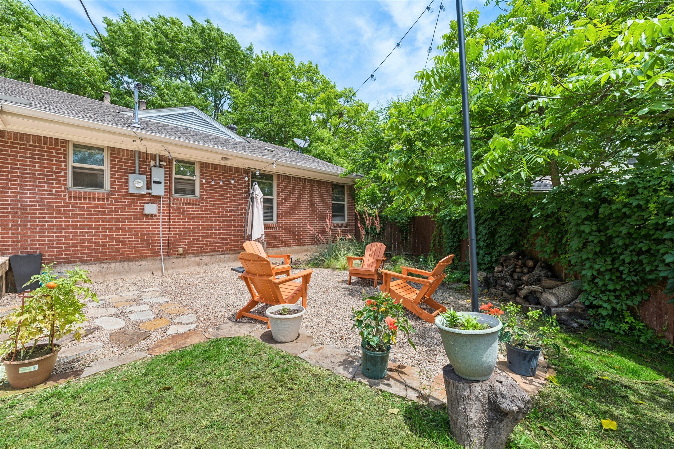 733 Kirkwood Drive Dallas TX 75218