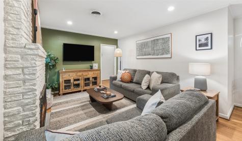 733 Kirkwood Drive Dallas TX 75218