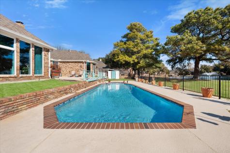 5211 Vicksburg Drive Arlington TX 76017