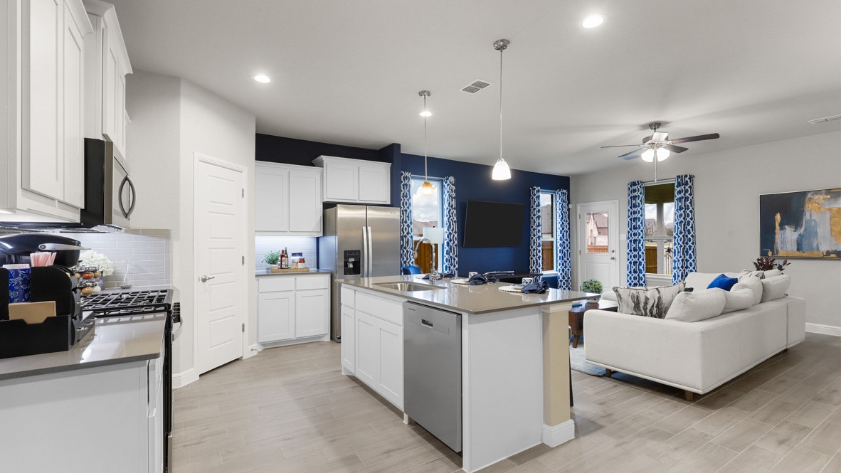 1917 Cherokee Lane Cleburne TX 76033