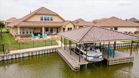 1605 Malibu Bay Court Granbury TX 76048