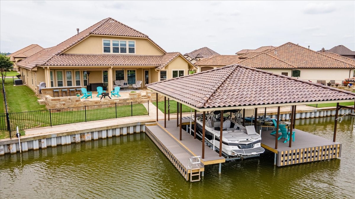 1605 Malibu Bay Court Granbury TX 76048