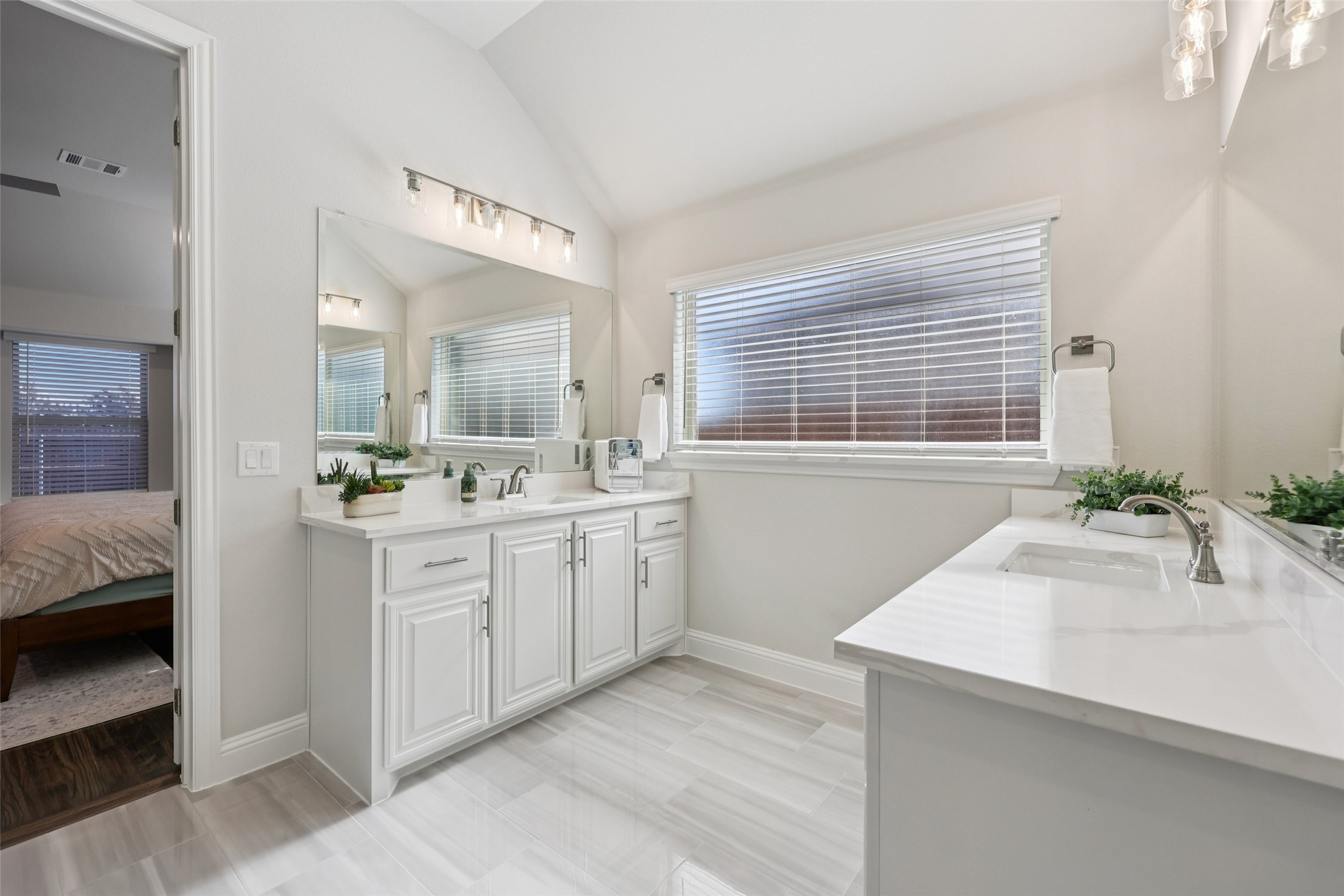 1134 Cardinal Drive Midlothian TX 76065