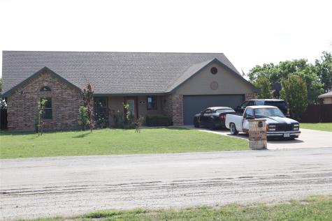 902 El Campo Drive Rio Vista TX 76093