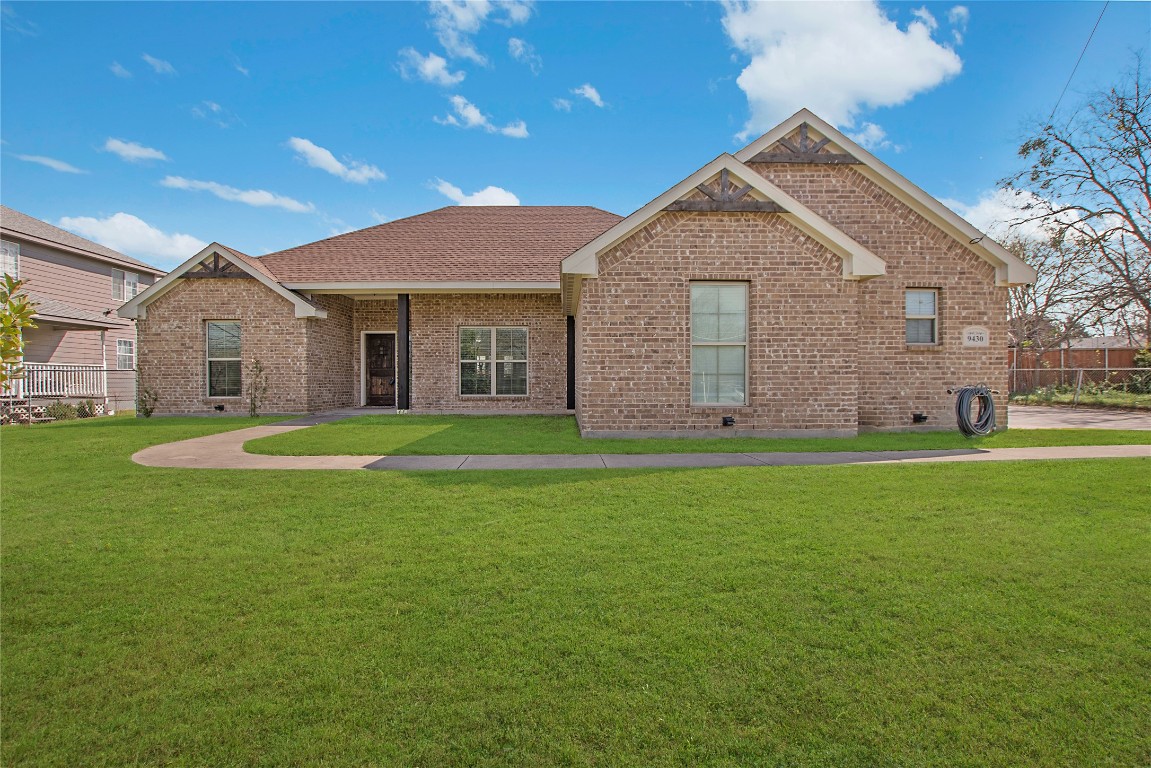 9430 Beckleycrest Avenue Dallas TX 75232