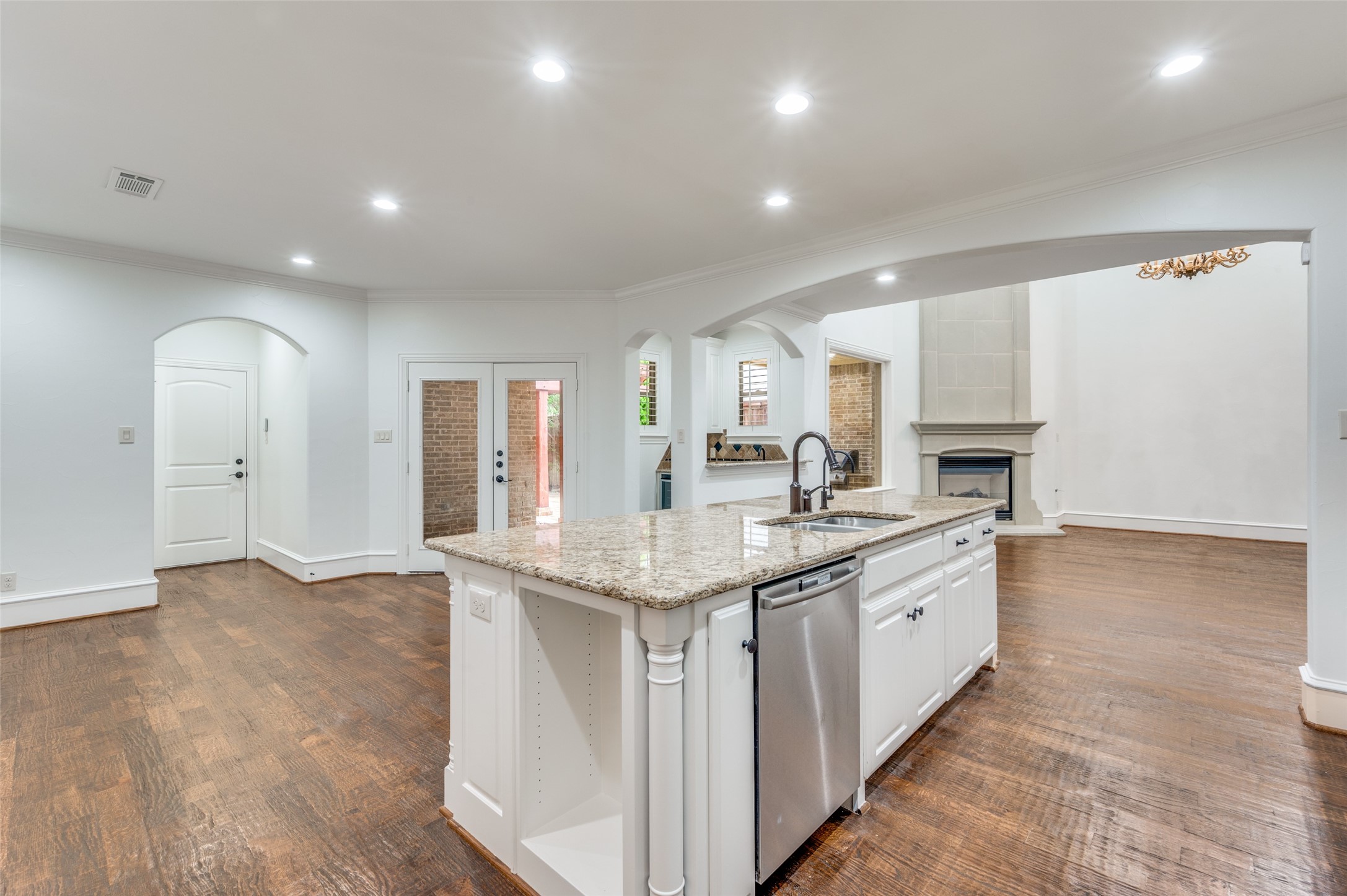 6111 Palo Pinto Dallas TX 75214