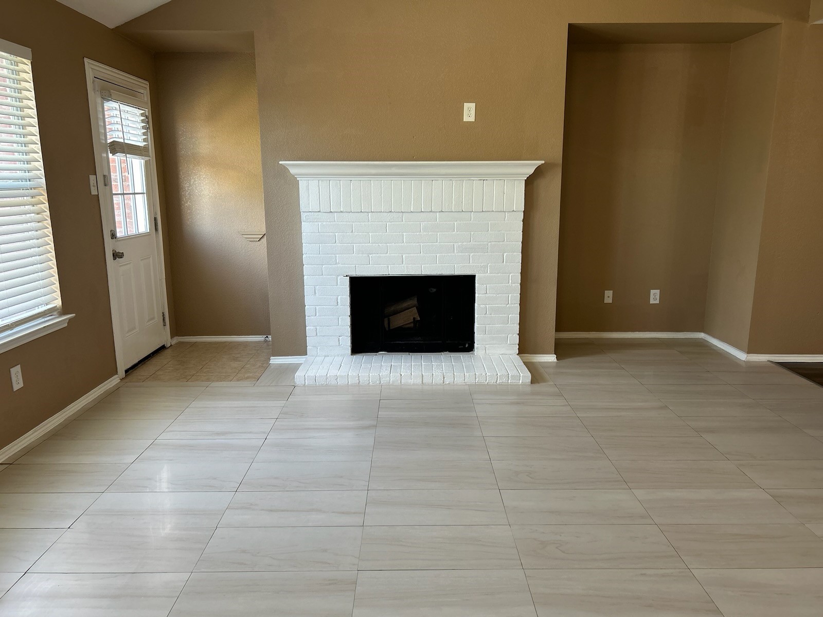 2716 Murphy Drive Lancaster TX 75134