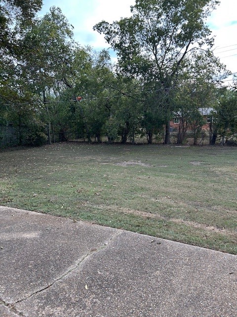 104 N Emberwood Drive Robinson TX 76706
