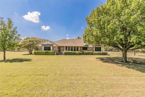 35 Rancho Drive N Fort Worth TX 76244