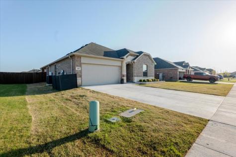 1221 Brazil Street Azle TX 76020