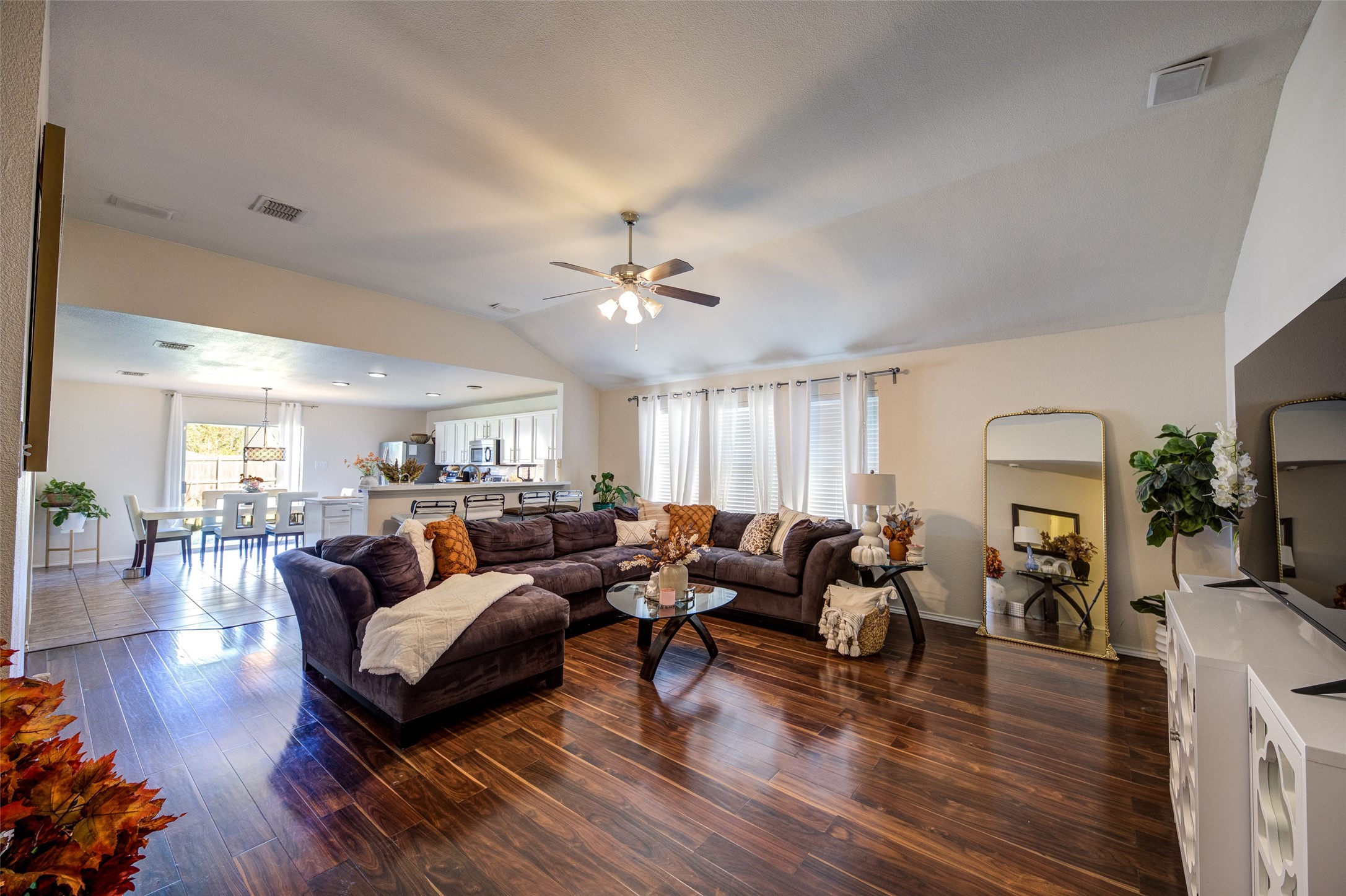 8817 King Ranch Drive Cross Roads TX 76227