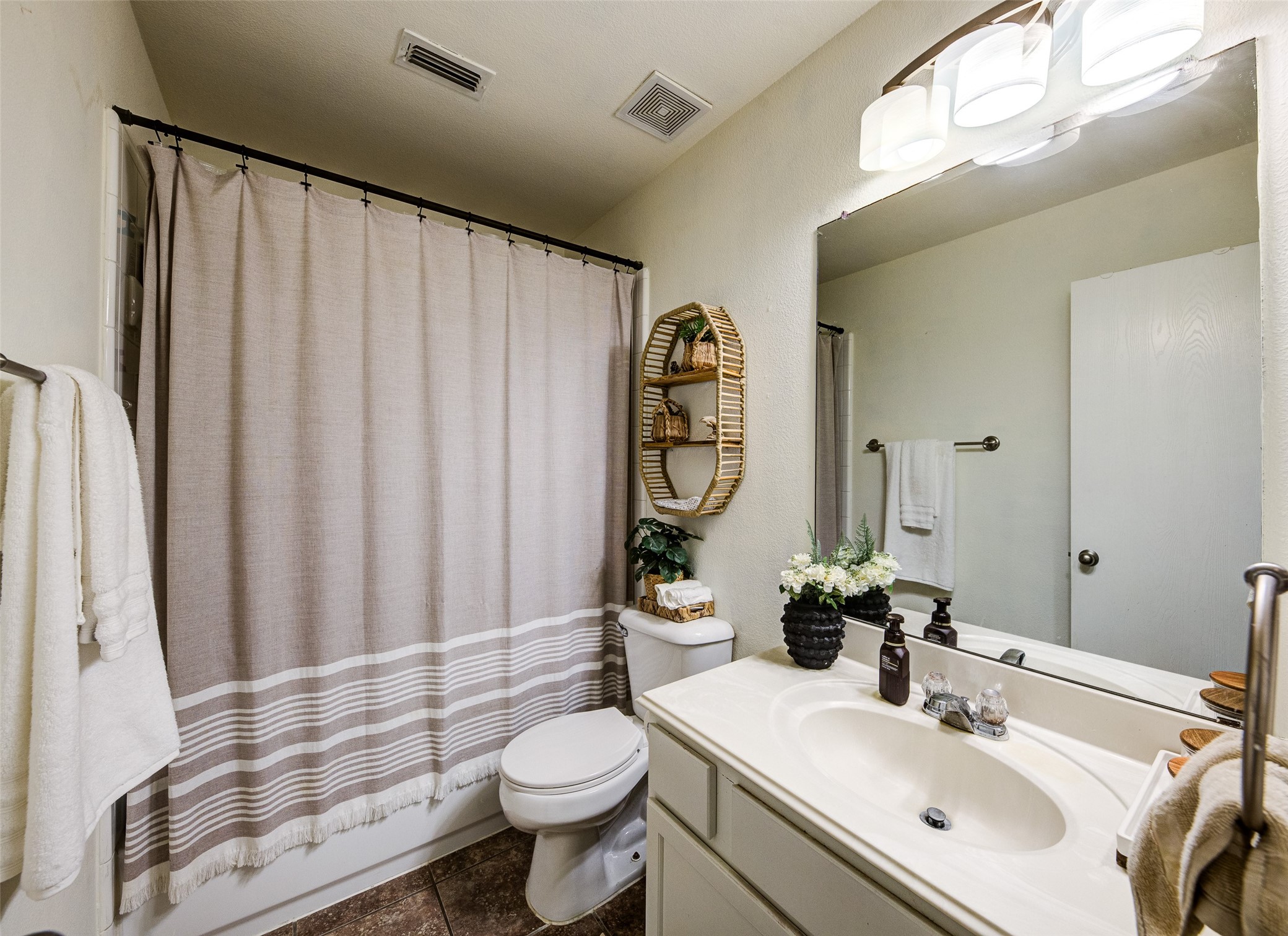 8817 King Ranch Drive Cross Roads TX 76227
