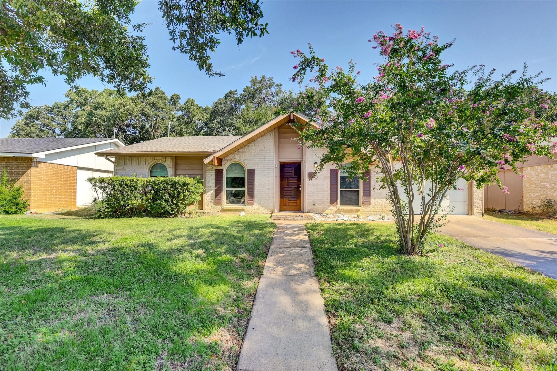 1061 Kingston Drive Lewisville TX 75067