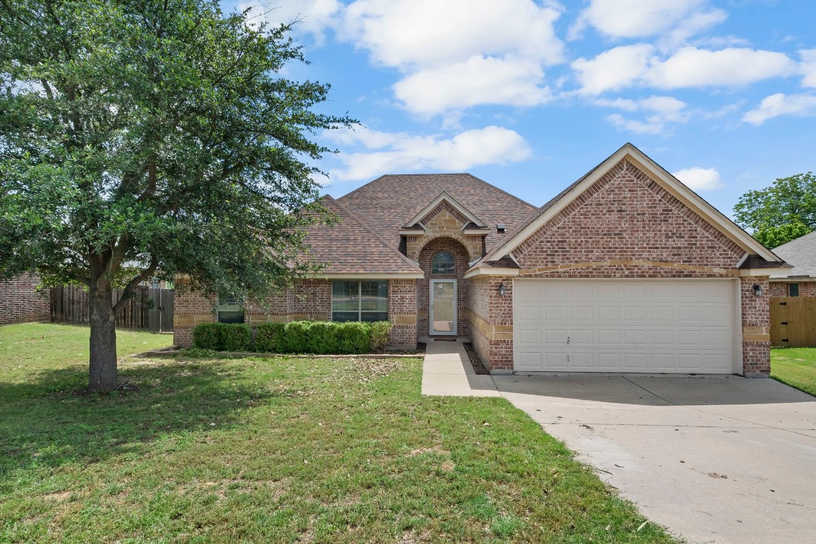 214 Willow Creek Drive Weatherford TX 76085