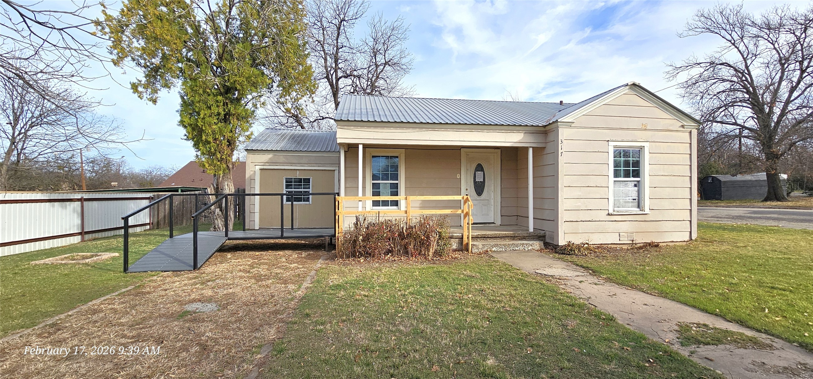 317 E 10th Street Coleman TX 76834