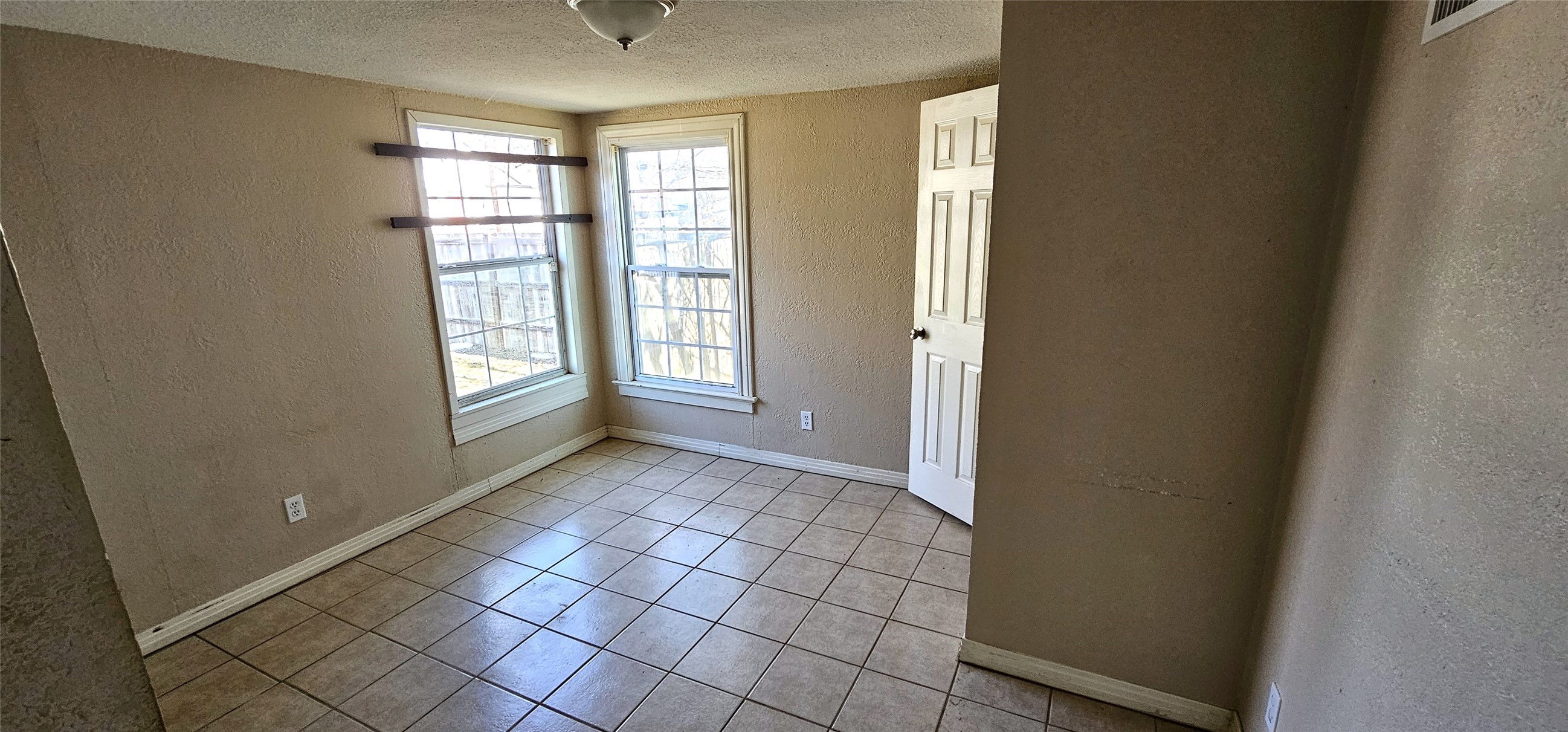 317 E 10th Street Coleman TX 76834