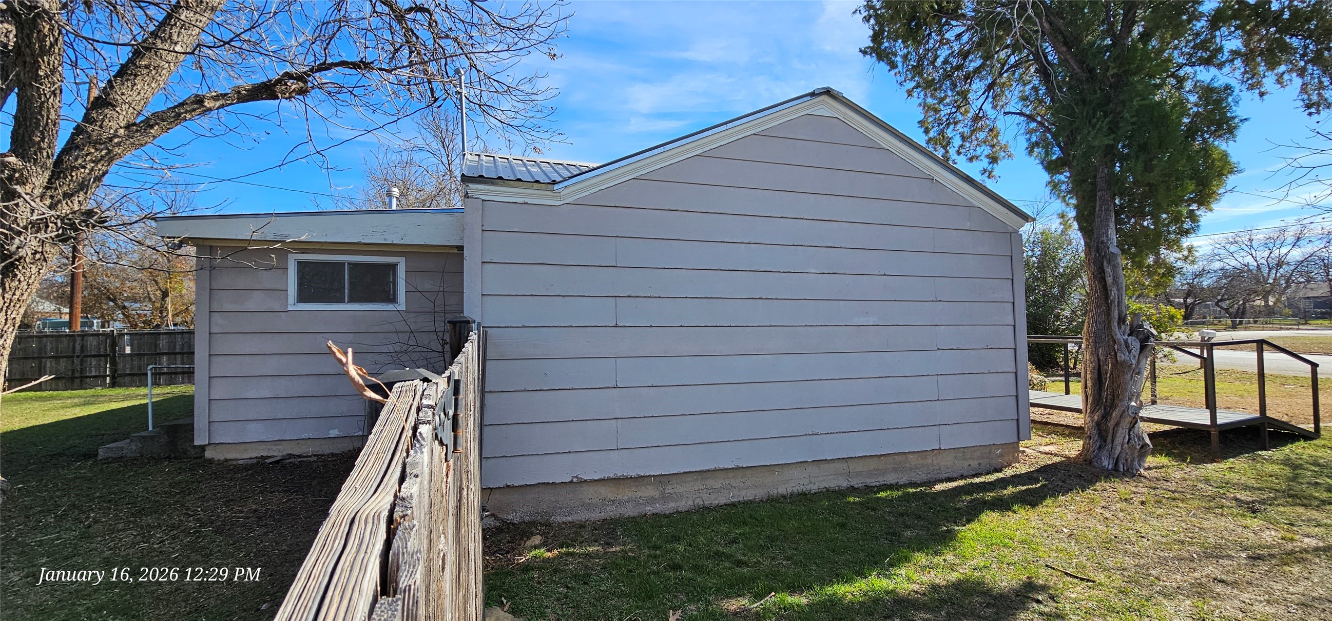 317 E 10th Street Coleman TX 76834
