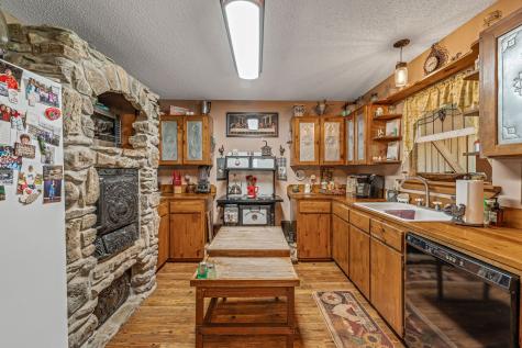 493 Private Road 1673 Stephenville TX 76401