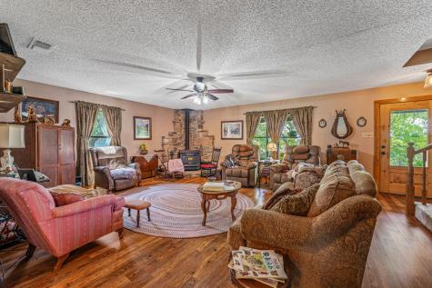 493 Private Road 1673 Stephenville TX 76401