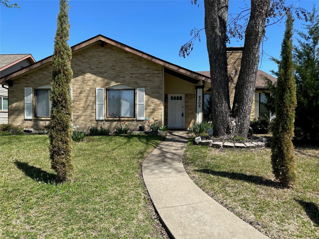 4705 Redwood Drive Garland TX 75043