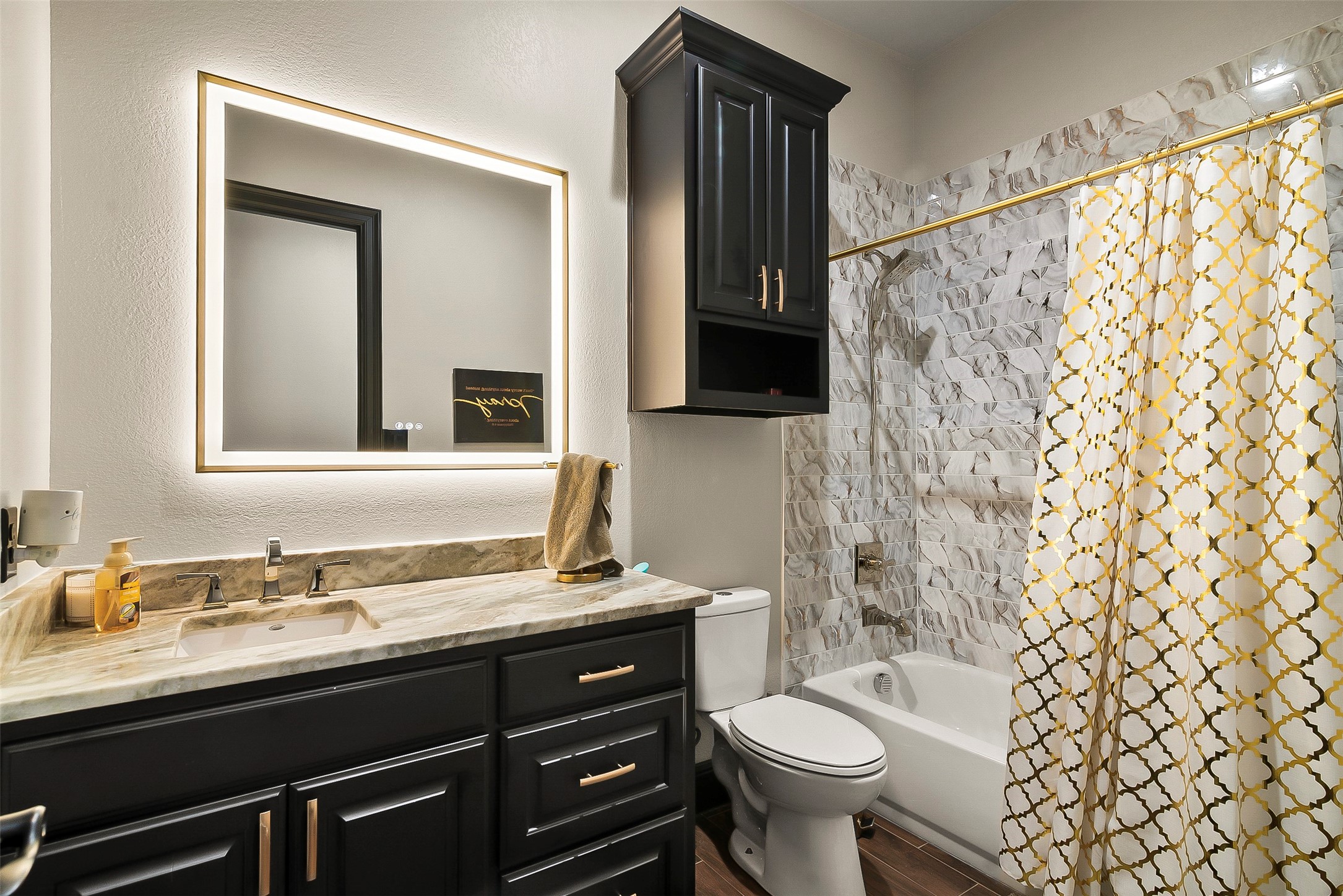 414 Charlie Joseph Drive Van Alstyne TX 75495