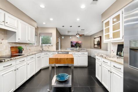 5209 Harbor Town Drive Dallas TX 75287