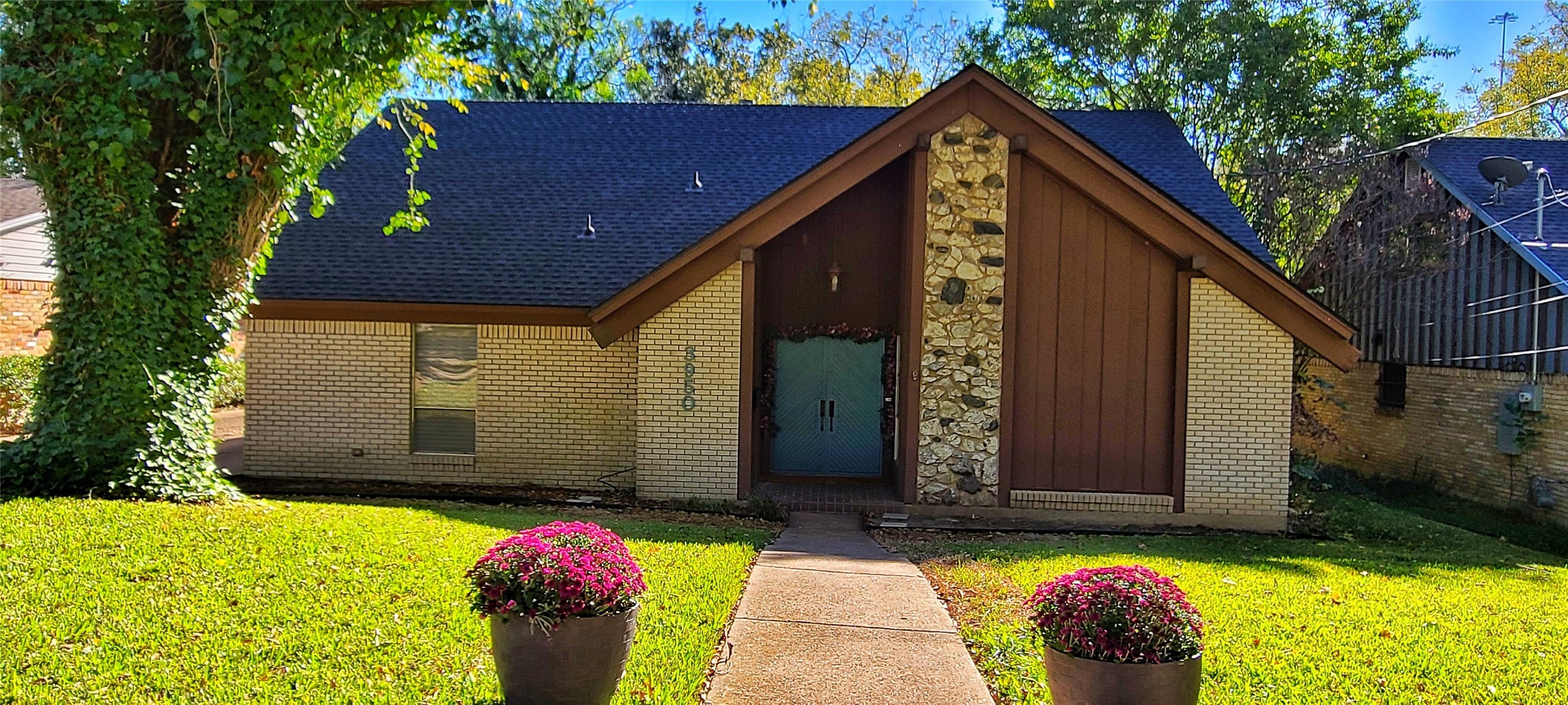 3950 Lost Creek Drive Dallas TX 75224