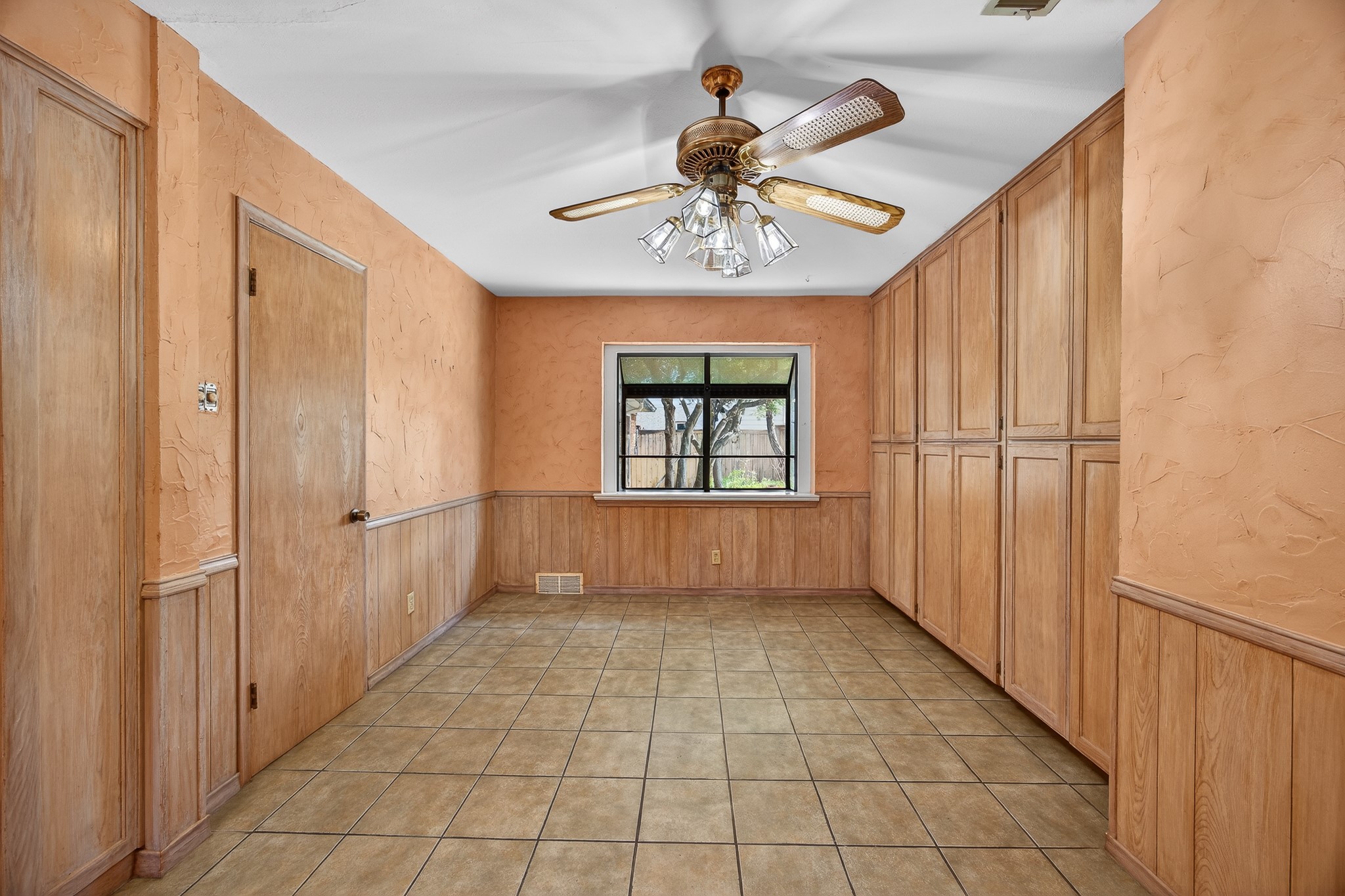 9846 Crestwick Drive Dallas TX 75238