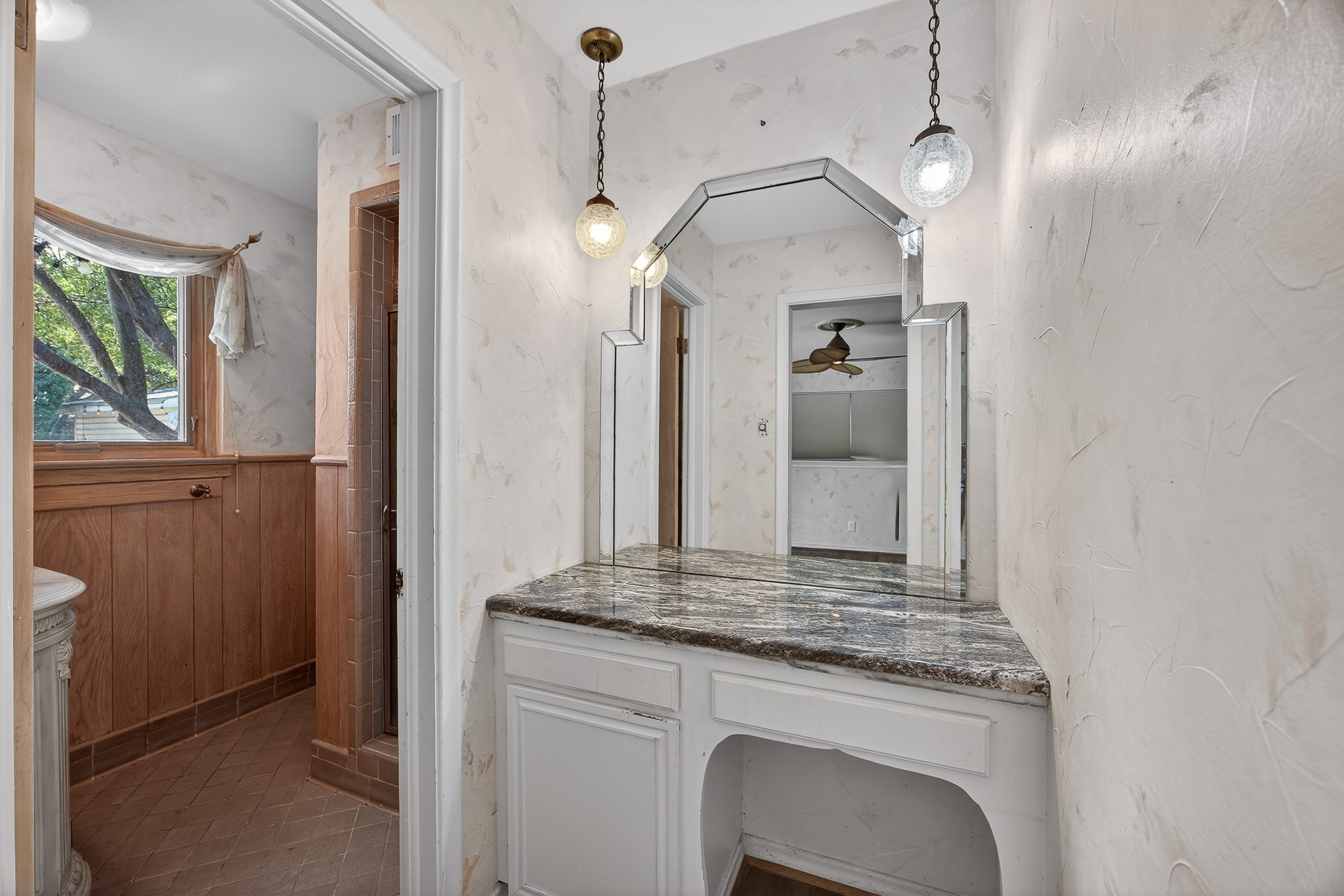 9846 Crestwick Drive Dallas TX 75238
