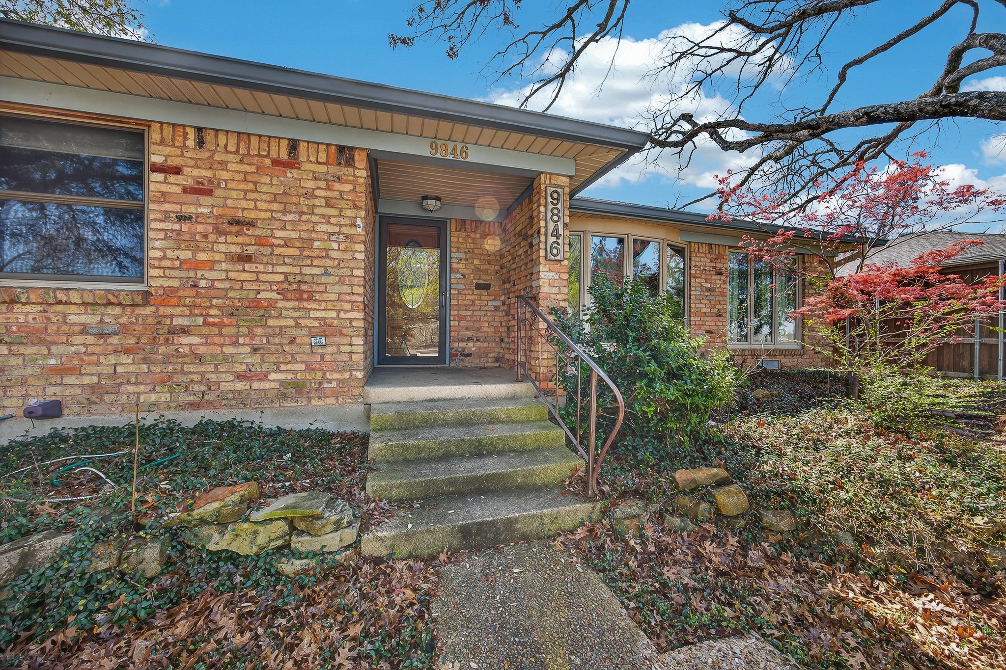 9846 Crestwick Drive Dallas TX 75238