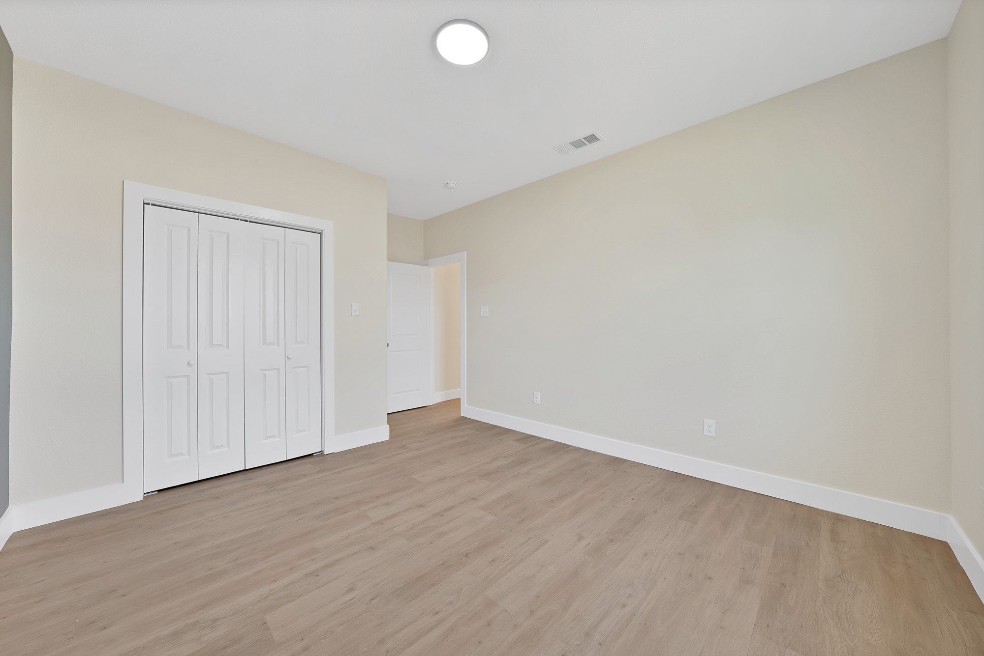 5425 Cottey Street Fort Worth TX 76105