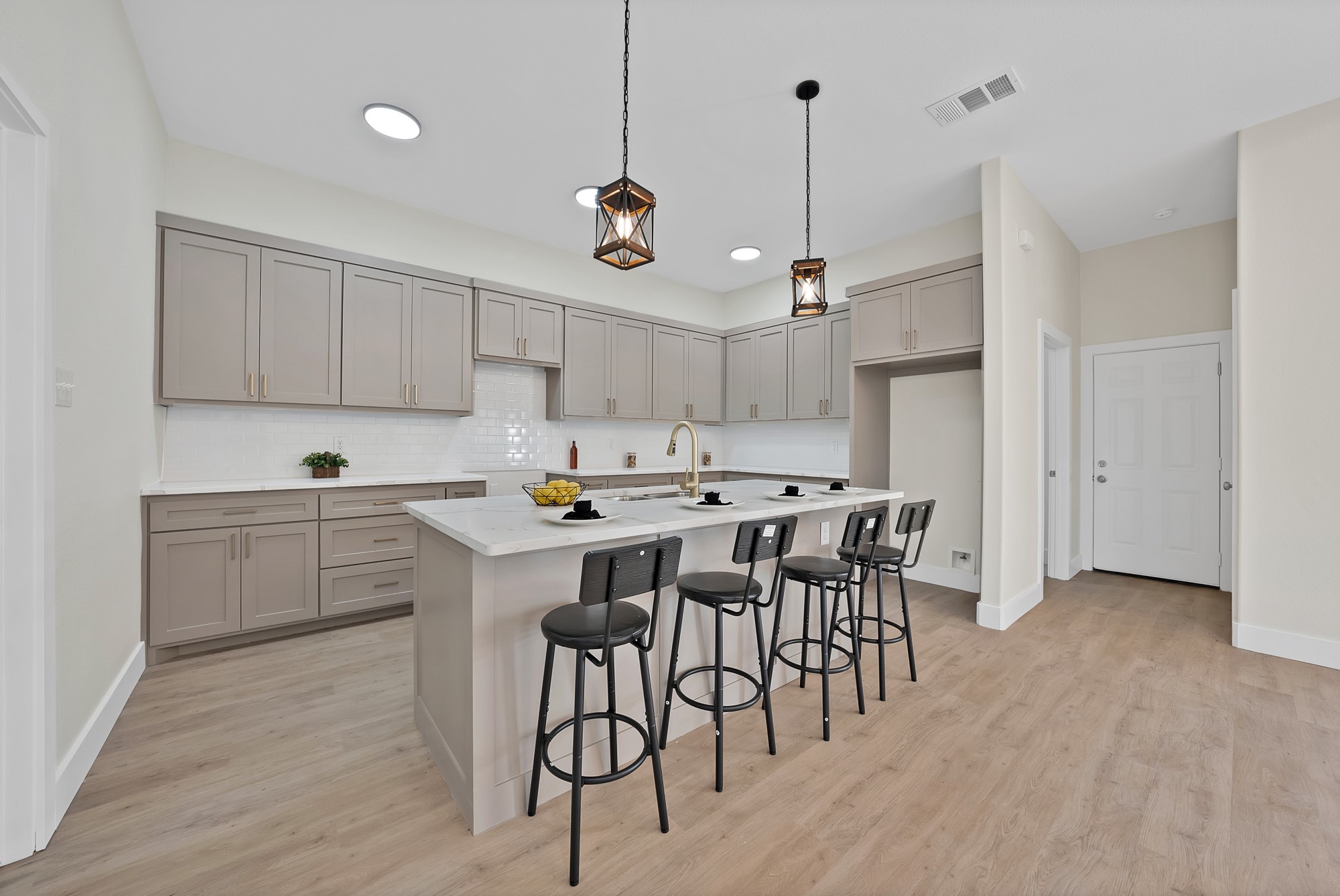 5425 Cottey Street Fort Worth TX 76105