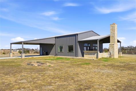 140 Turkey Farm Road Whitesboro TX 76273