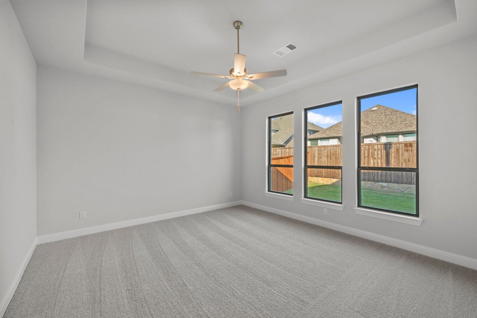 1408 Buttercup Avenue Aubrey TX 76227