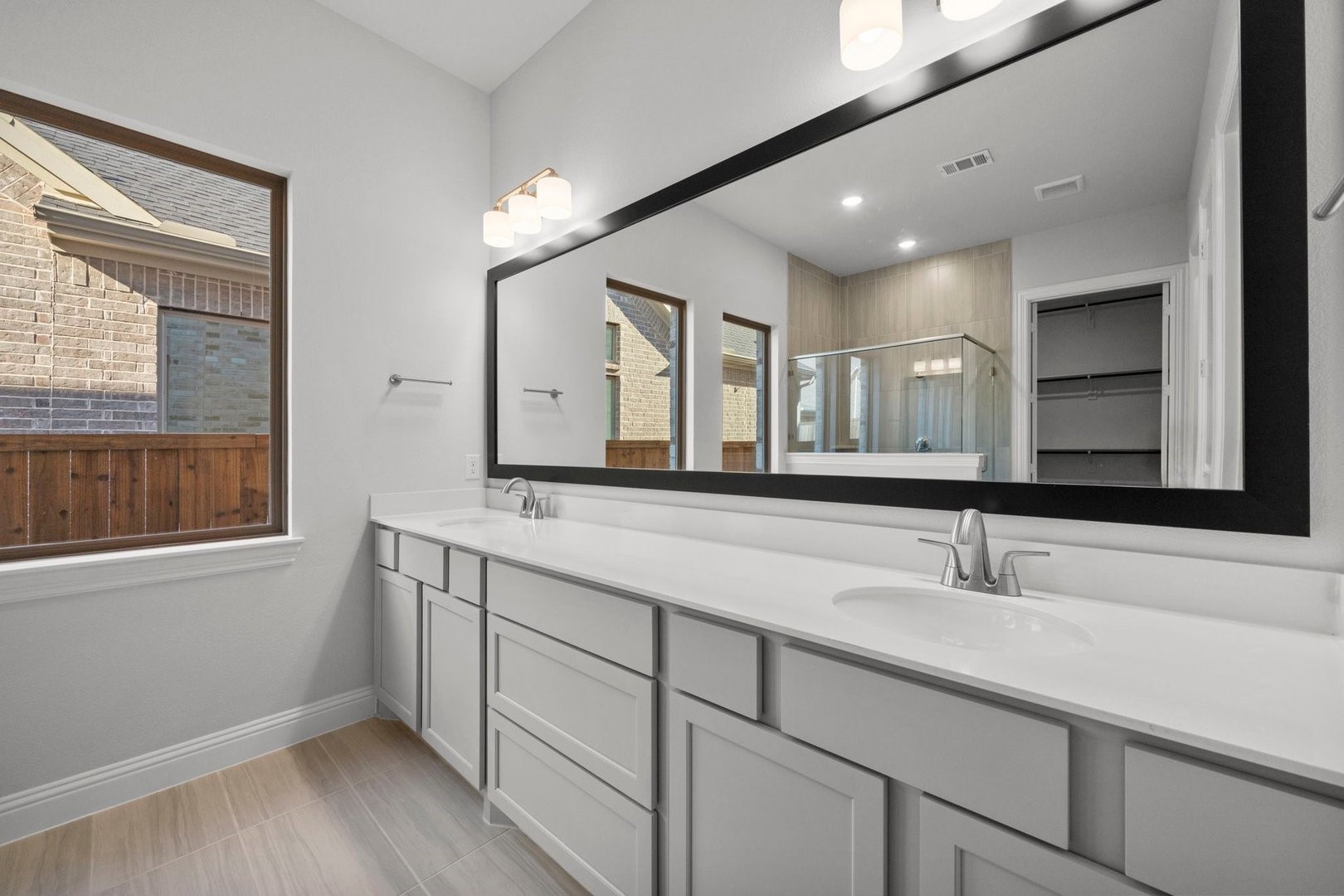 1408 Buttercup Avenue Aubrey TX 76227