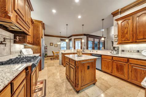 2717 S Shady Lane Arlington TX 76001