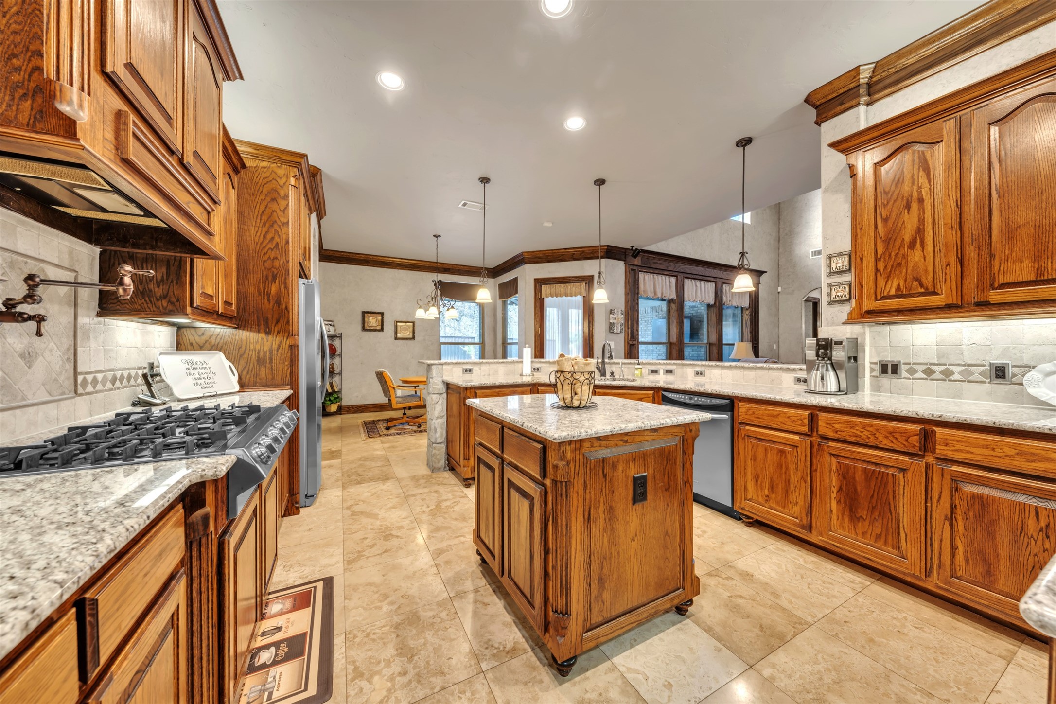 2717 S Shady Lane Arlington TX 76001