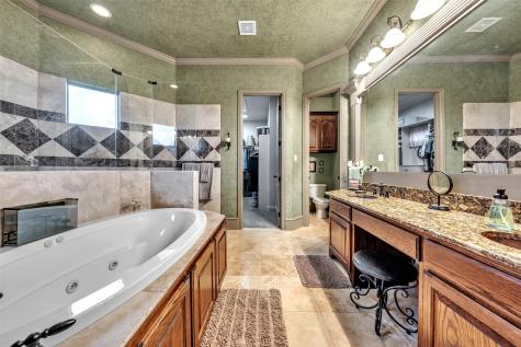 2717 S Shady Lane Arlington TX 76001