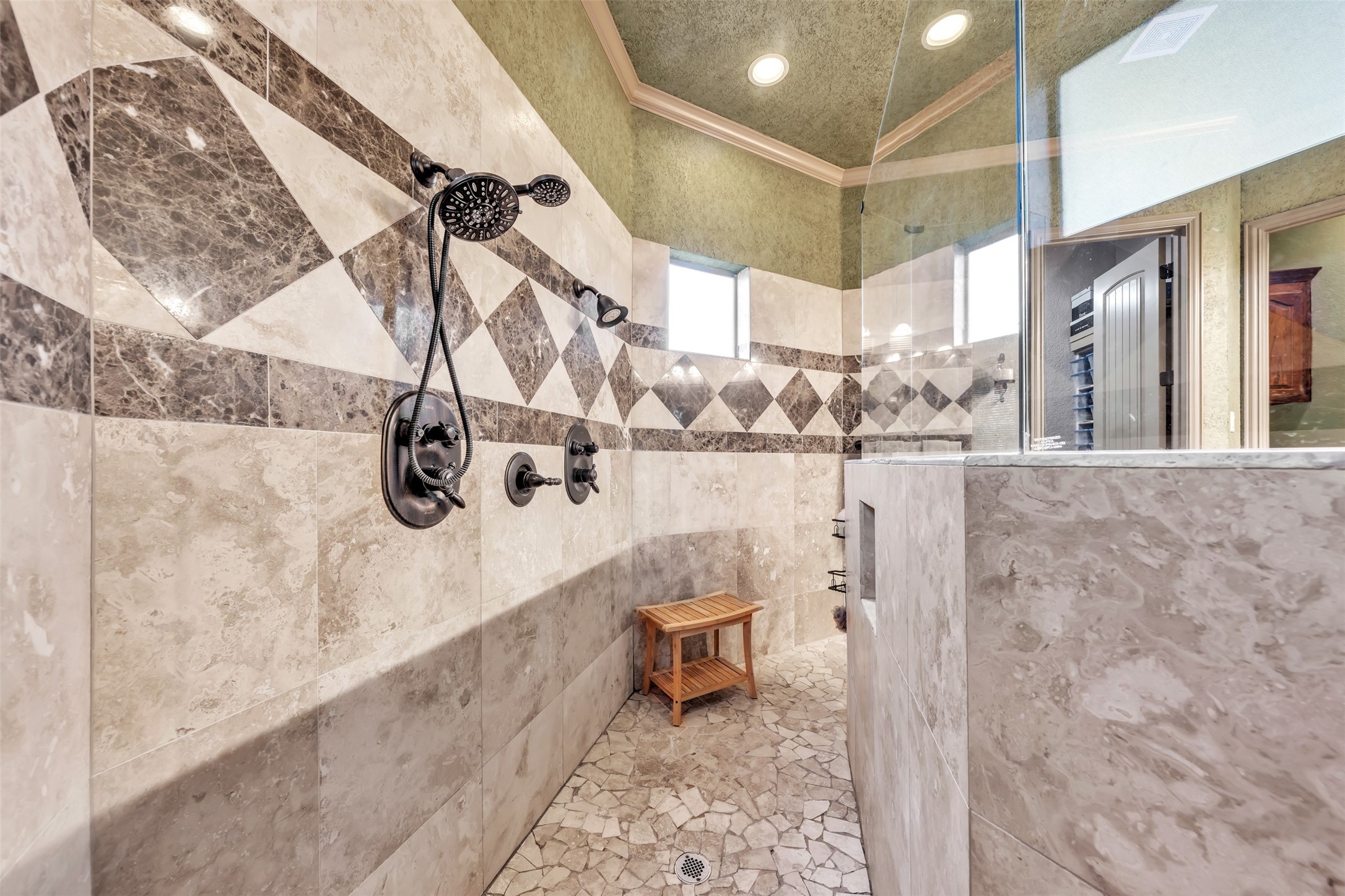 2717 S Shady Lane Arlington TX 76001