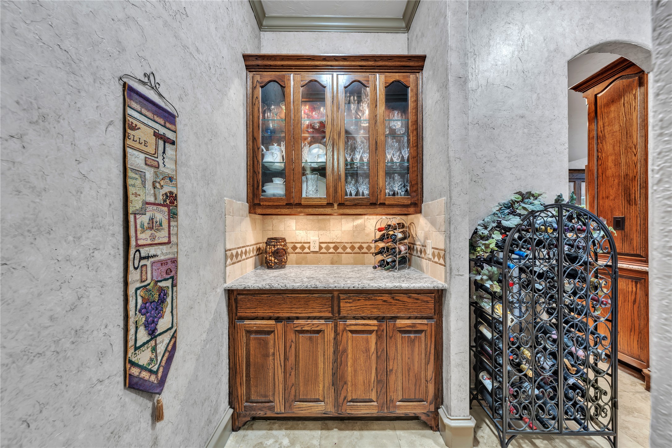 2717 S Shady Lane Arlington TX 76001