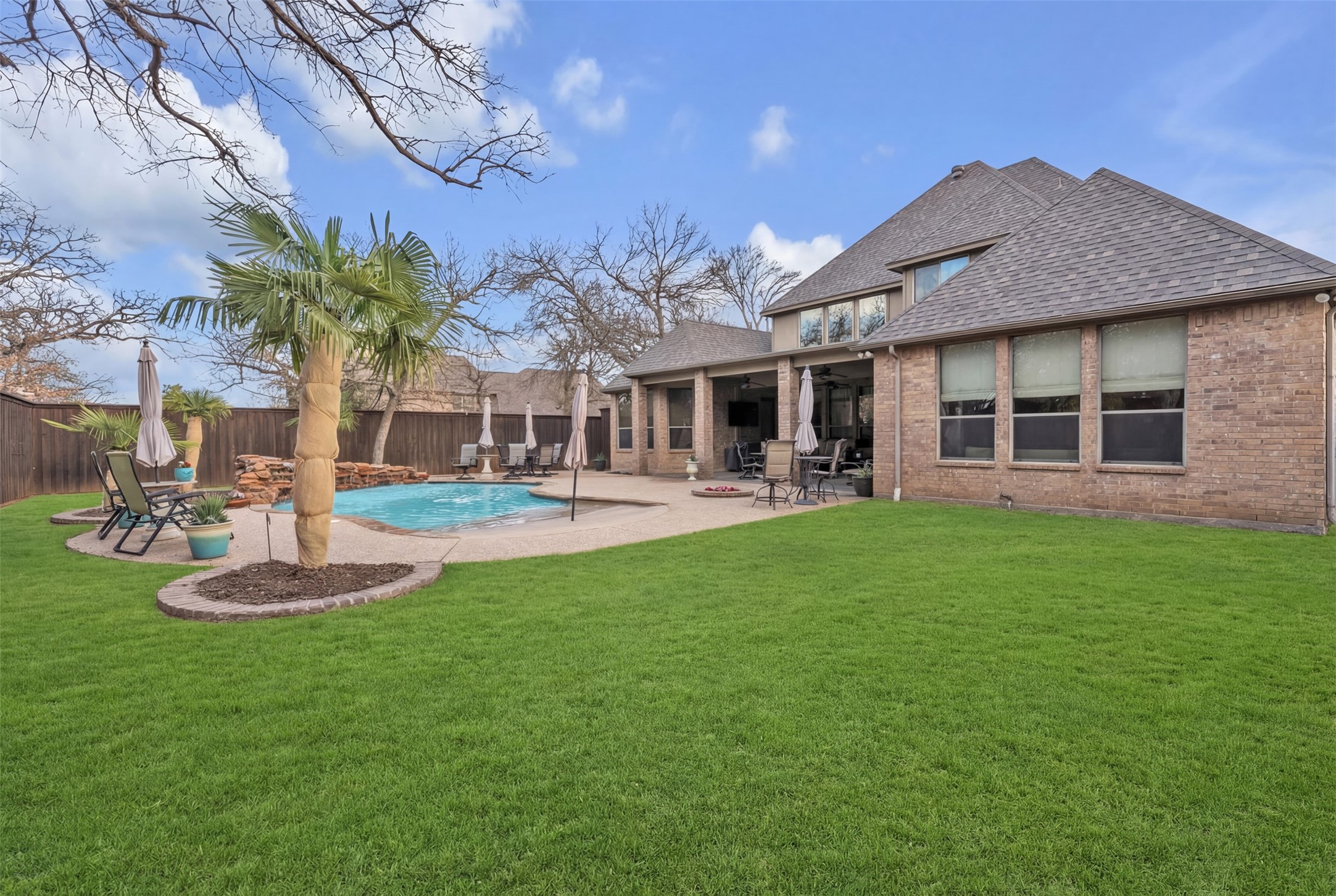 2717 S Shady Lane Arlington TX 76001