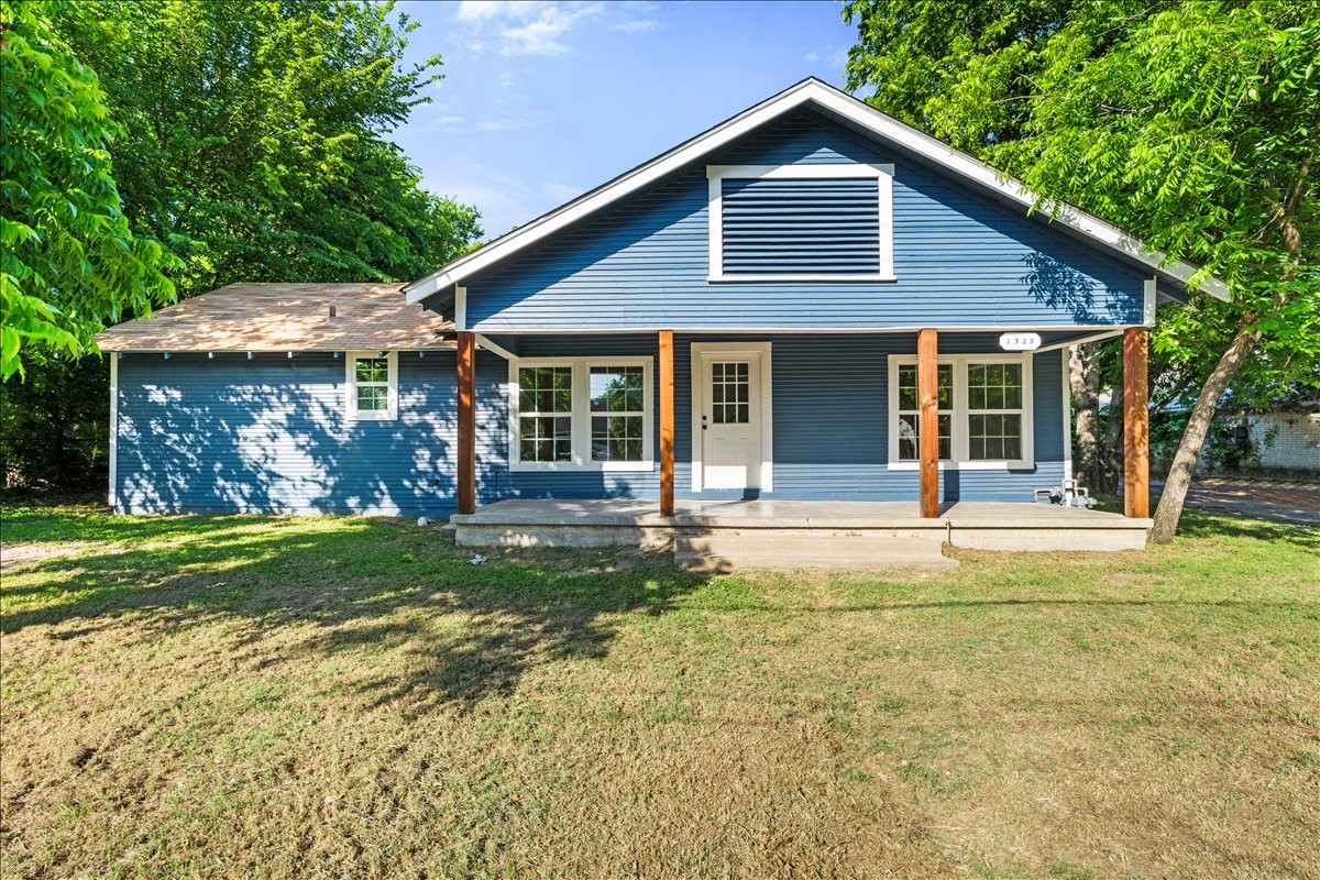 1325 Navarro Drive Corsicana TX 75110